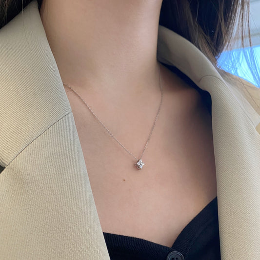Collier Néra